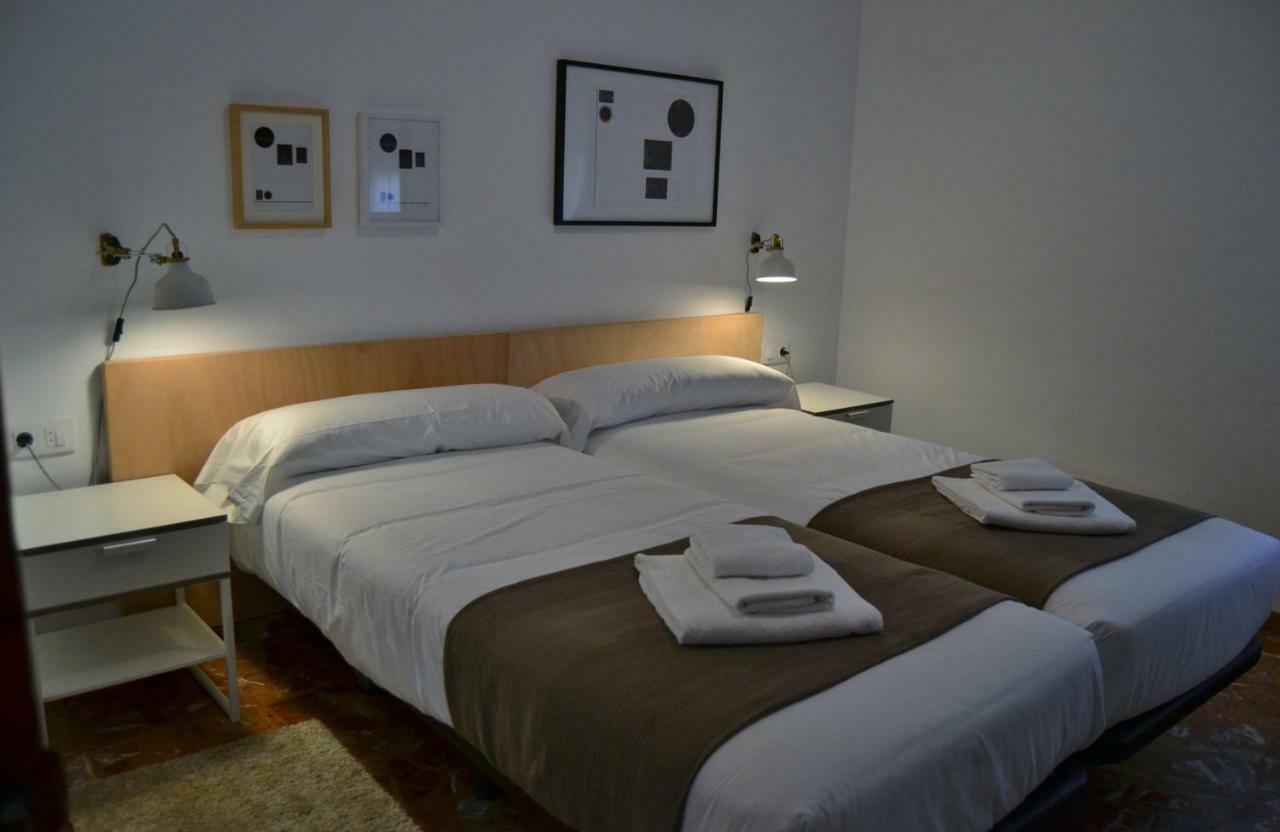 Tres Puentes Anguiano Apartamentos Y Hostal Zewnętrze zdjęcie