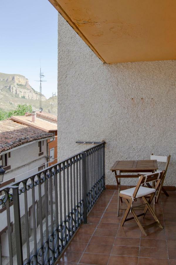 Tres Puentes Anguiano Apartamentos Y Hostal Zewnętrze zdjęcie