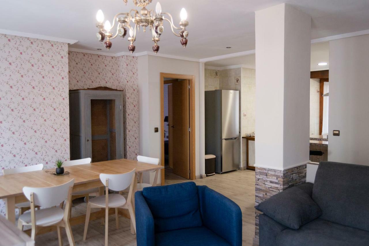 Tres Puentes Anguiano Apartamentos Y Hostal Zewnętrze zdjęcie