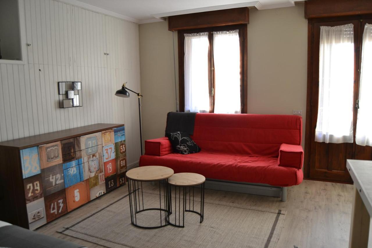Tres Puentes Anguiano Apartamentos Y Hostal Zewnętrze zdjęcie